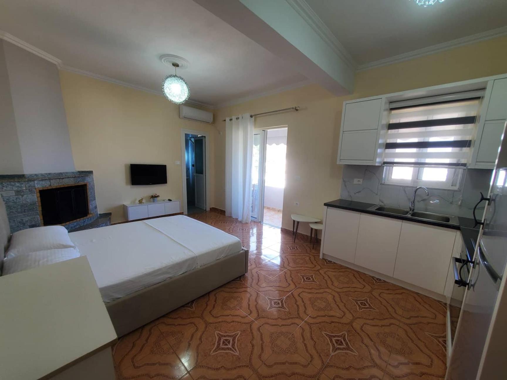 Guest House Sandri Саранда Экстерьер фото